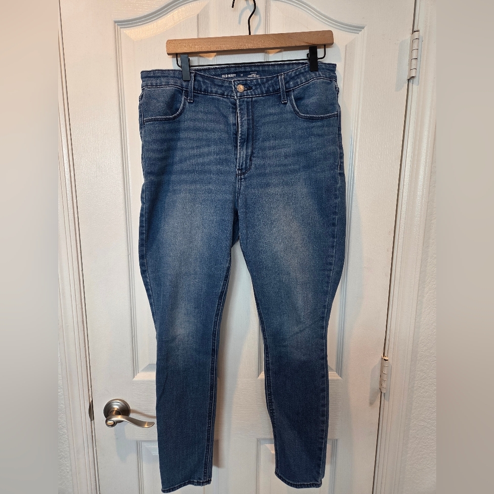 Old Navy Classic Blue Jeans